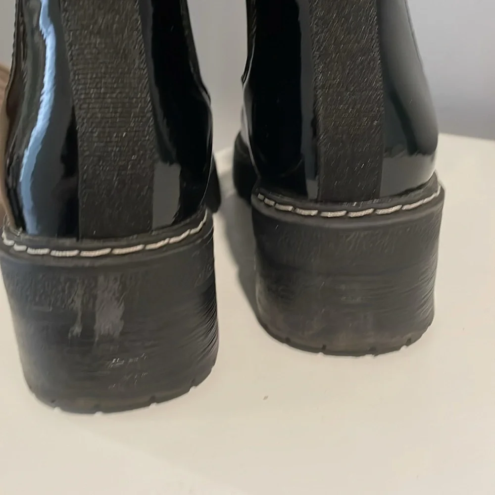 LOB footwear Black patent booties size 8 (25 cm)